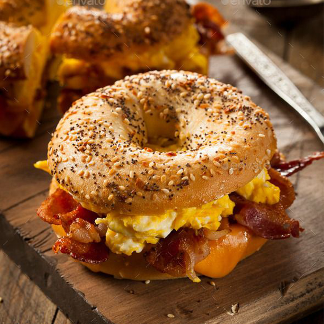 Kaffi breakfast bagel Arugam Bay