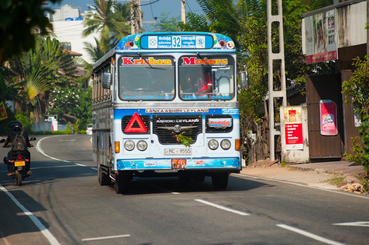 Bus travel in Sri Lanka